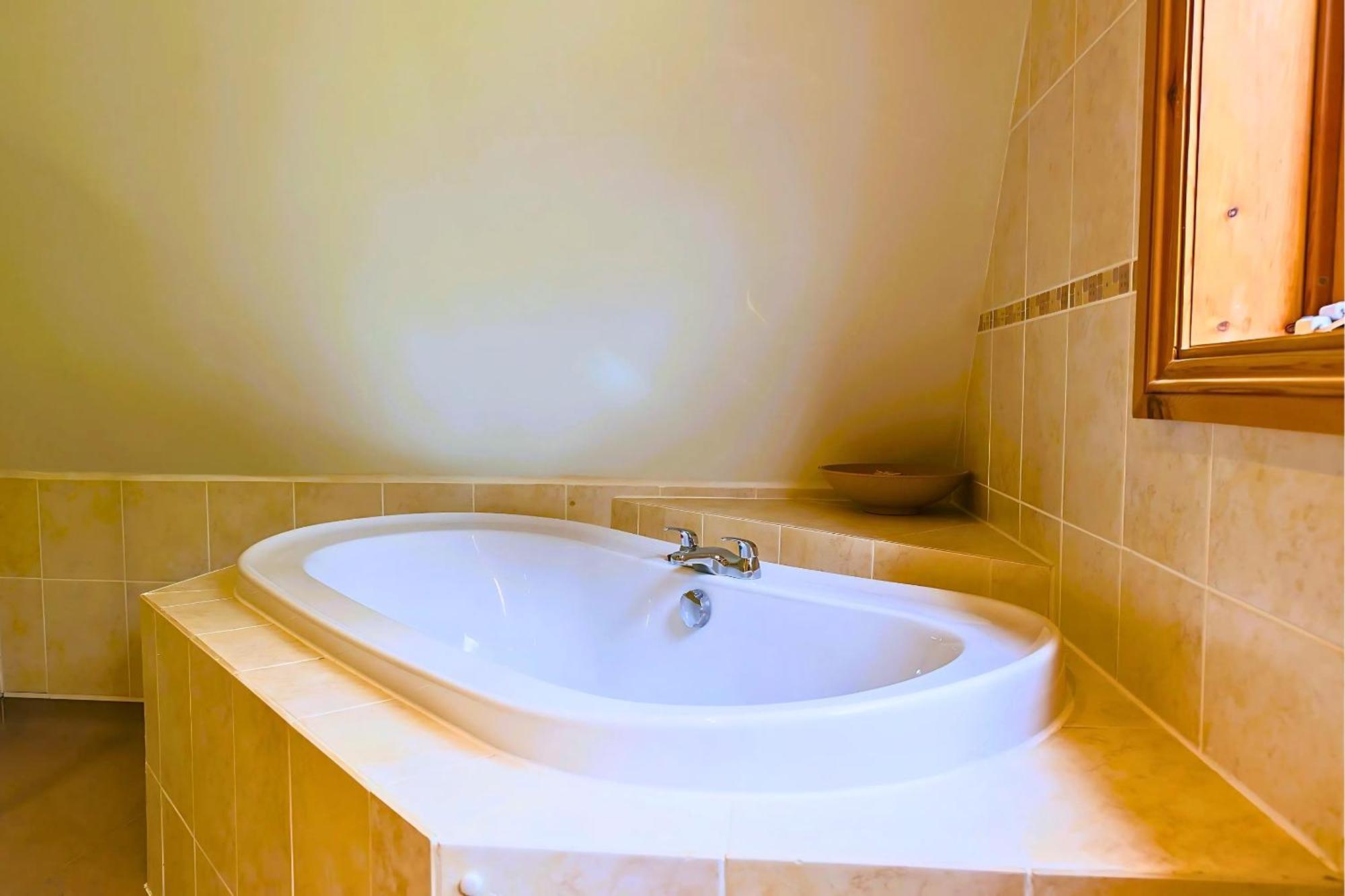 Oak Tree - A Romantic Getaway- Finlake & - Devon Villa Chudleigh